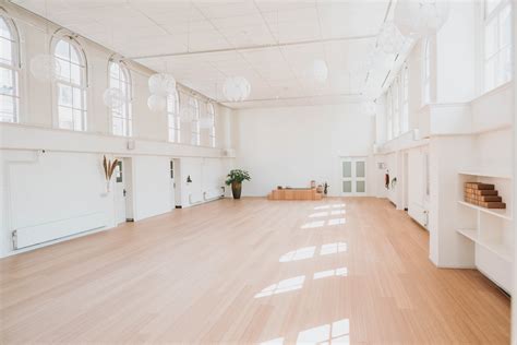 De Nieuwe Yogaschool.